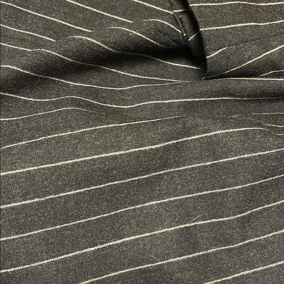 Bill Blass Black Pinstripe Double-Breasted Blazer, long, size 8 woman - Picture 9 of 11